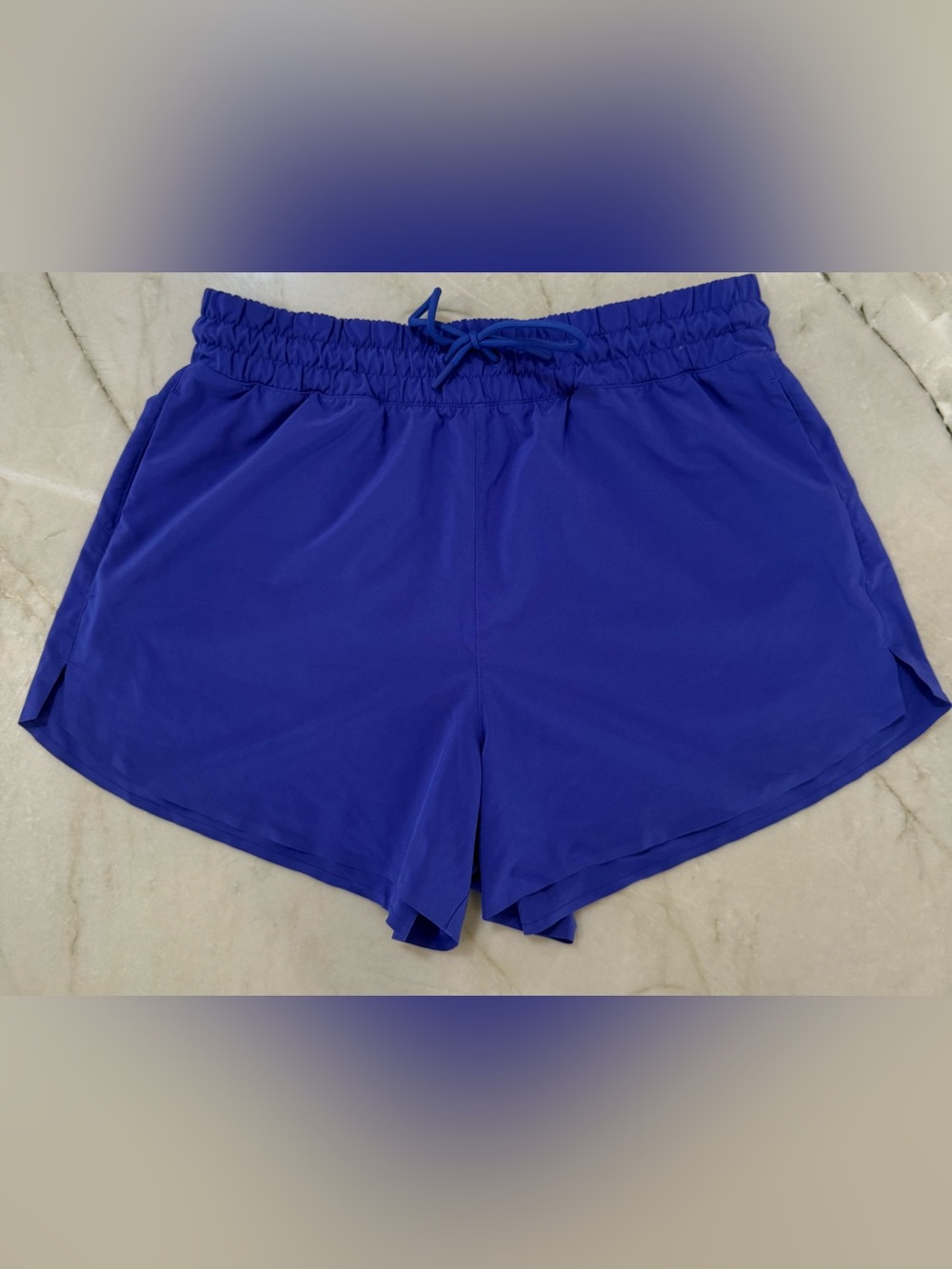 Athleta Women's Crossroads Short Medium Indigo Blue Running Workout Breezy EUC